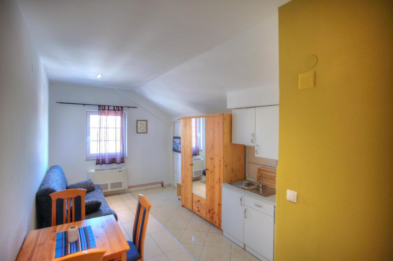 Bokun Apartments II Сисак Екстериор снимка
