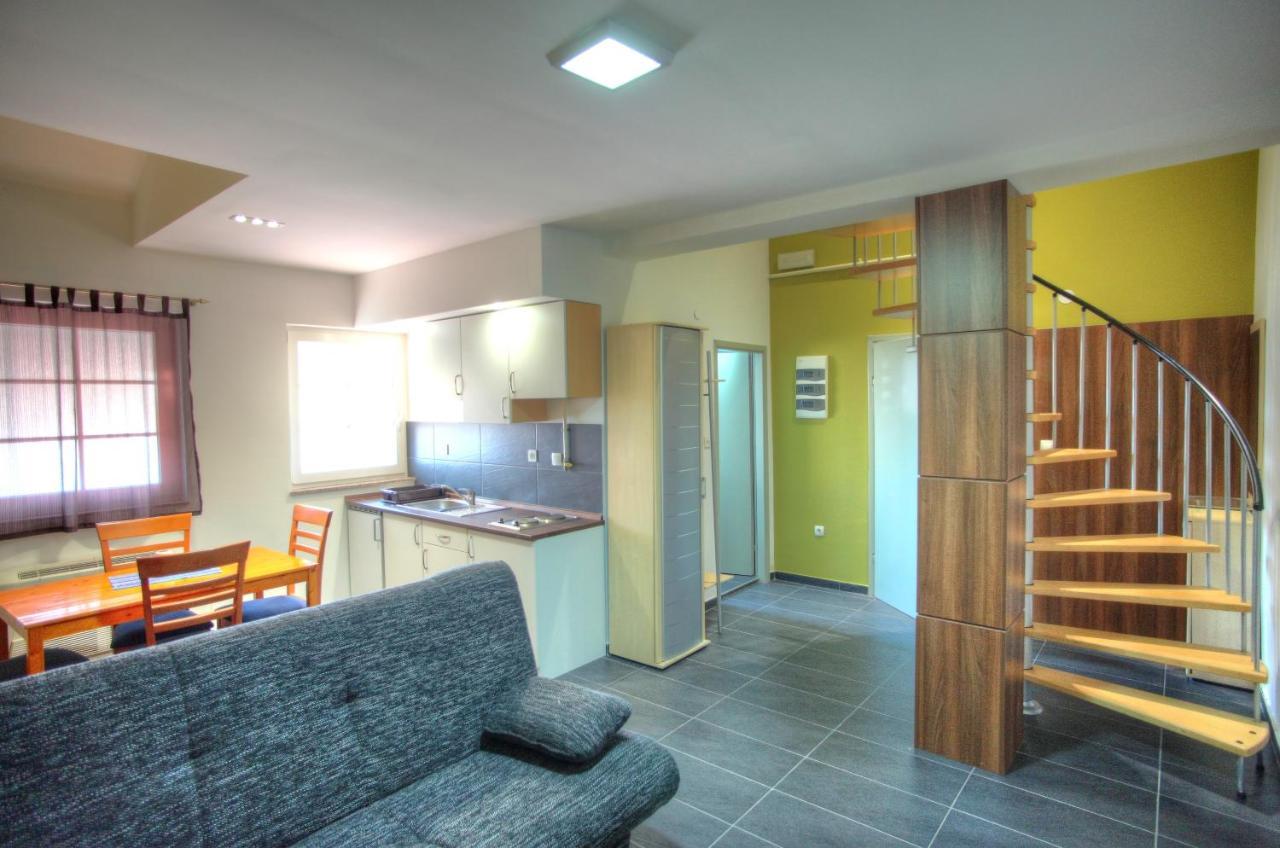 Bokun Apartments II Сисак Екстериор снимка