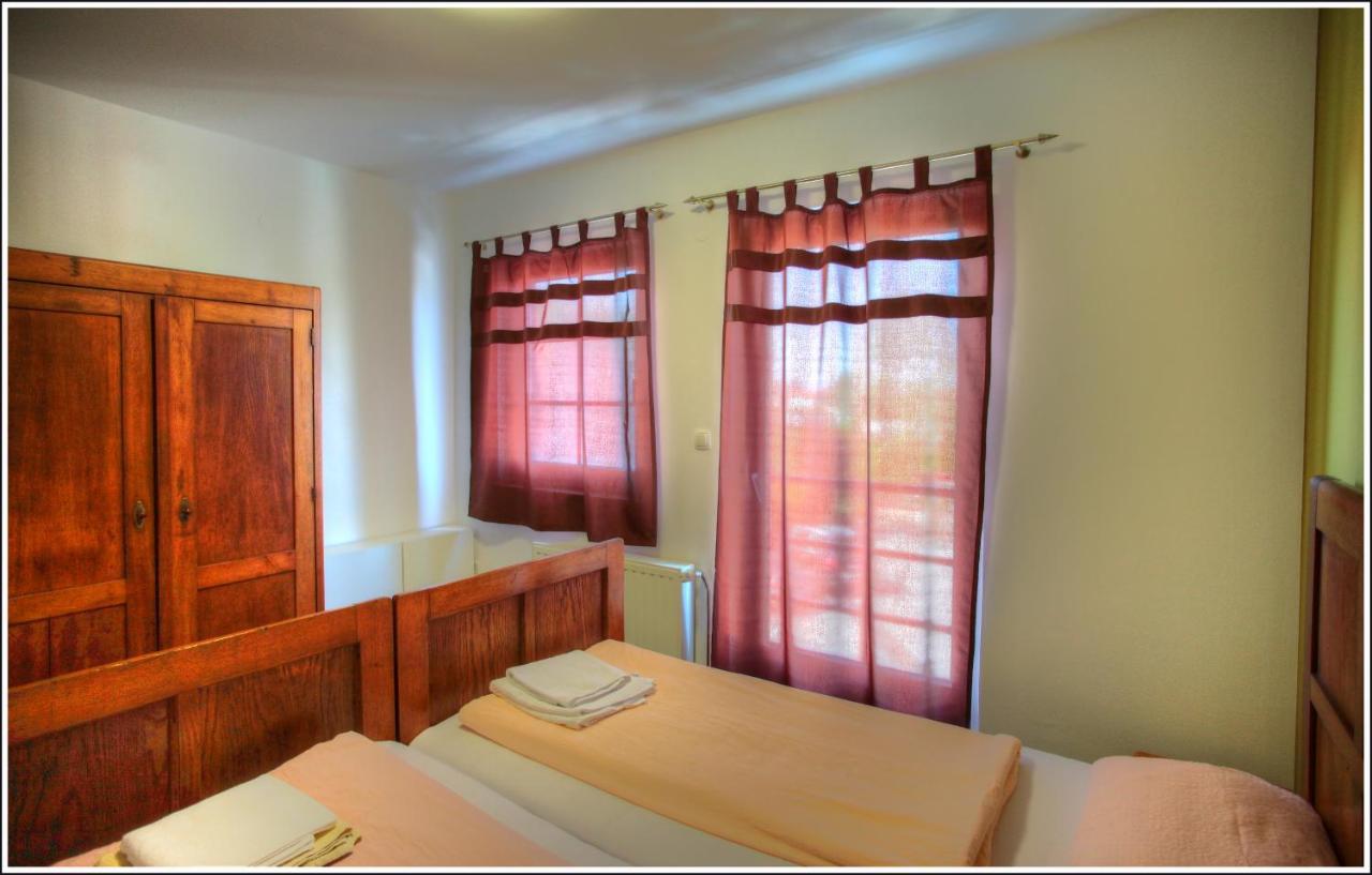 Bokun Apartments II Сисак Екстериор снимка